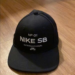 Nike SB SnapBack